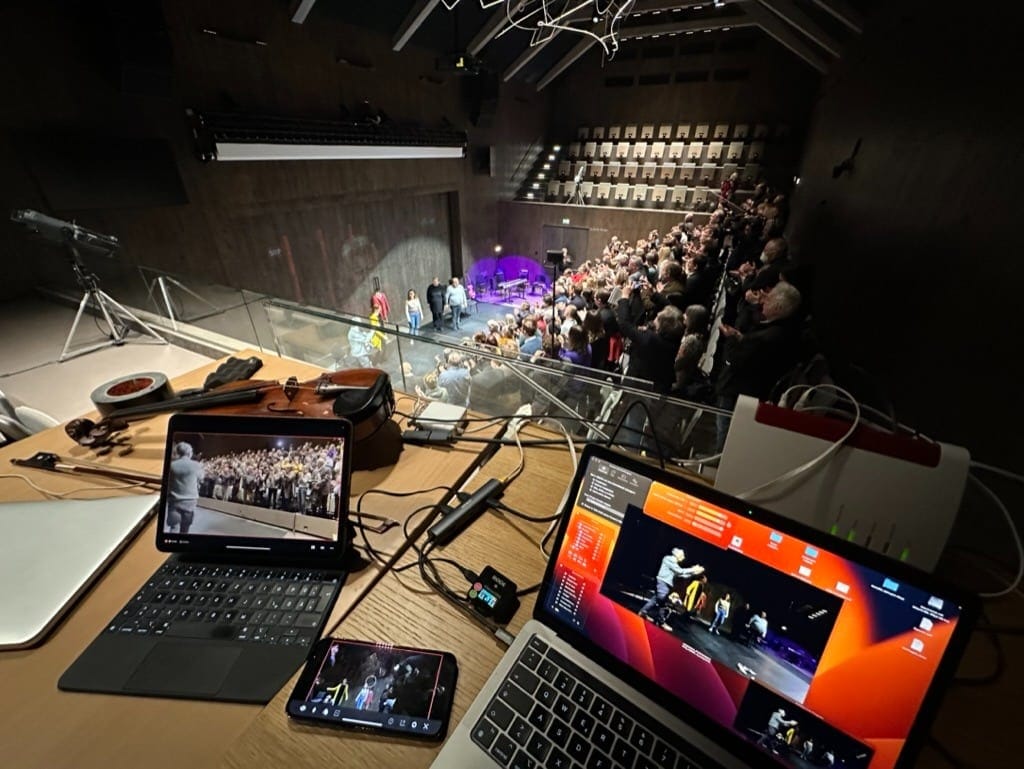 Stream einer Theaterproduktion im Zirkus des Wissens